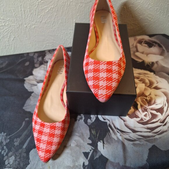 GIANNI BINI Women's Pink & Red Houndstooth Plaid Flats Size 8 1/2 - Picture 1 of 11